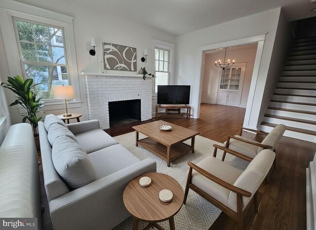 Photo - 4937 Brandywine St NW