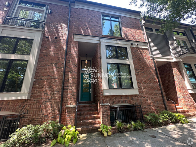 Building Photo - 3 Bed 3.5 Bath Townhome in NODA