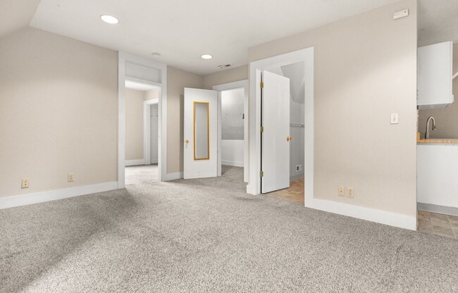 Photo - 714 SE 19th Ave Unit 1