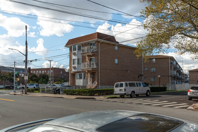 Photo - Brook Club Condominium