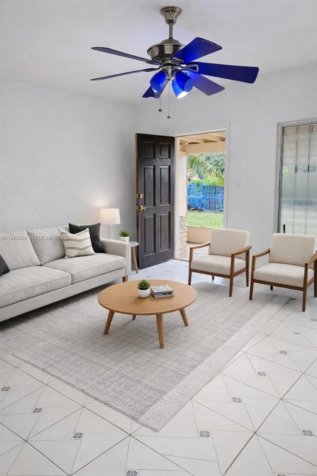 Photo - 2325 NW 89th St