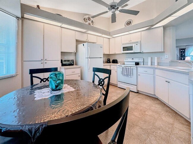 Photo - 18353 Grace Ave