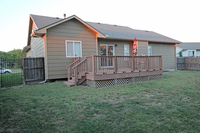 Photo - 11907 W Jewell St