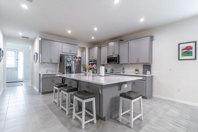 Photo - 2721 Chantilly Ave