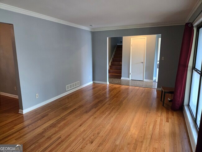 1793 Cherry Valley Cir SE