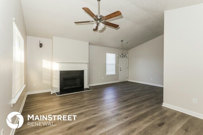 Photo - 459 Eagles Crossing Cir