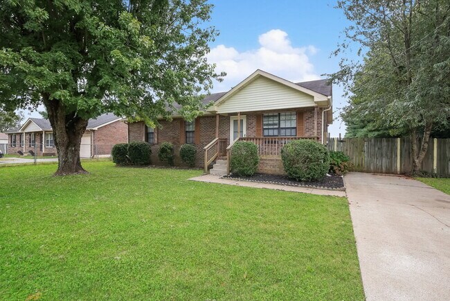 2621 Deerpath Dr