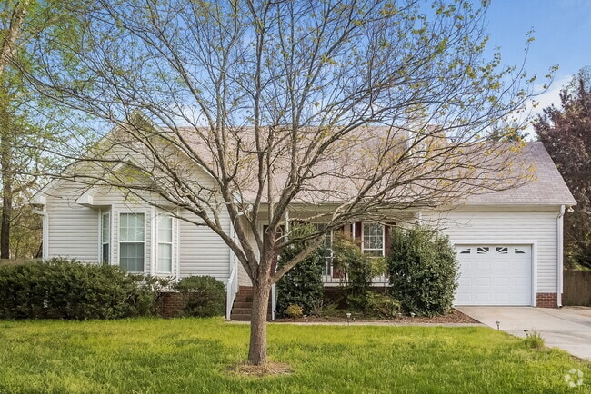 Building Photo - 4520 Labrador Dr Rental