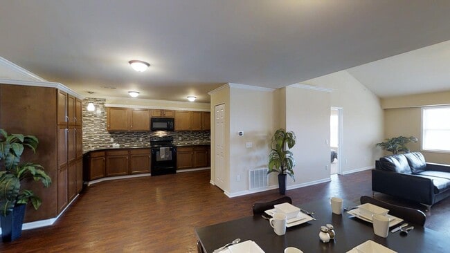 Photo - Alexander Estates