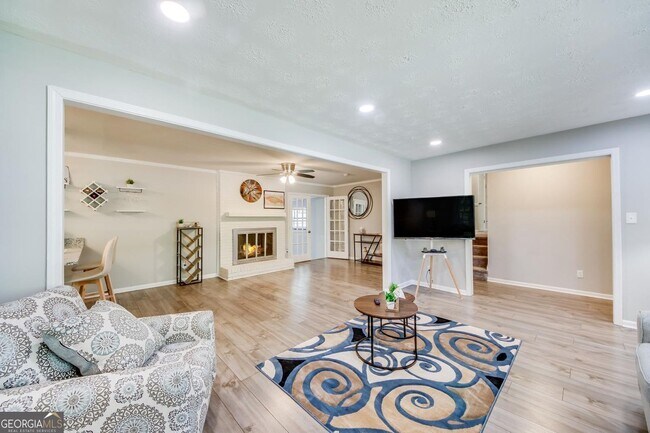 Photo - 6903 Doncaster Rd