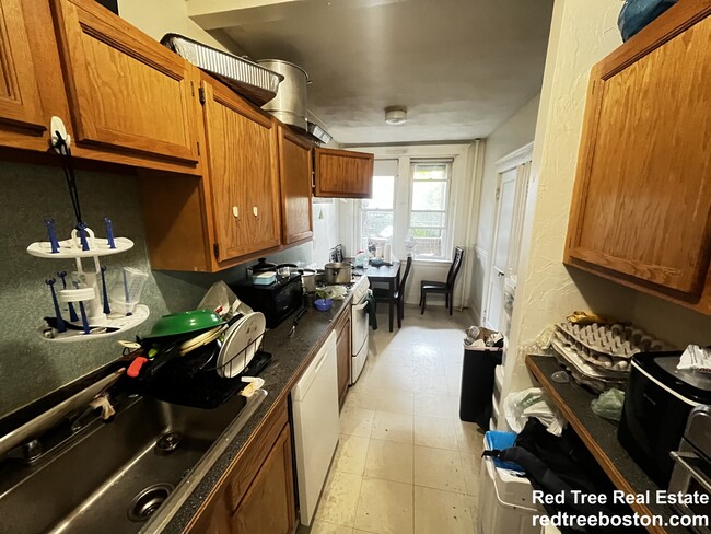 Photo - 5 Vinal St Apartments Unit 5