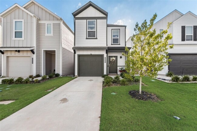 Building Photo - Beautiful and Modern 2-Story Home in Richland Hills!