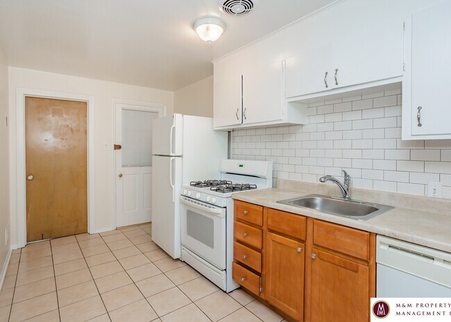 Photo - 400 N Marion St