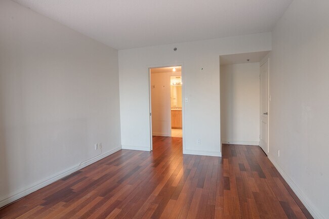 Photo - 2700 Rufus Rockhead Unit 625