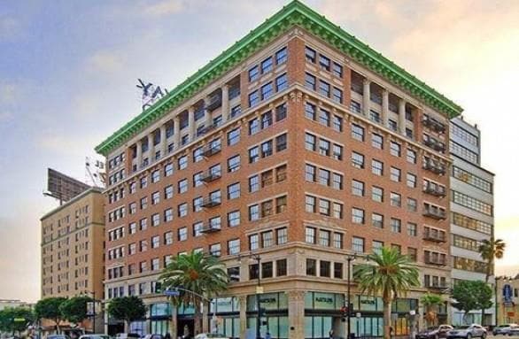 Building Photo - 1645 Vine St Rental