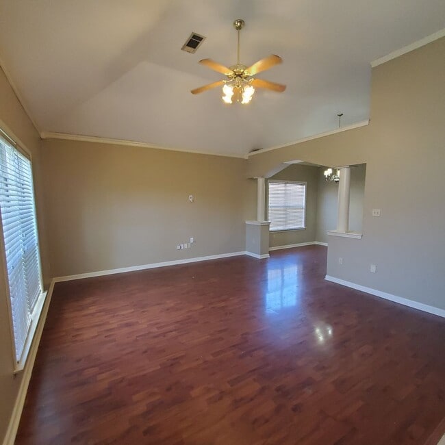 Photo - 3 Bedroom 2 Bath in Cordova off near Trinity and Sanga