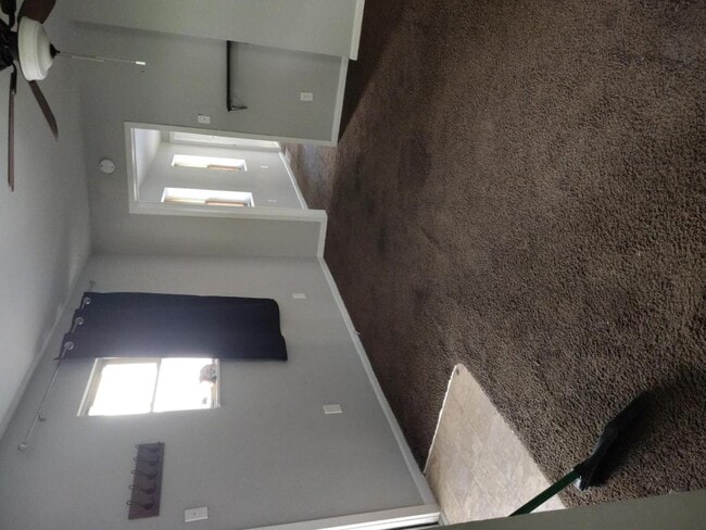 Photo - 860 Crescent Ave