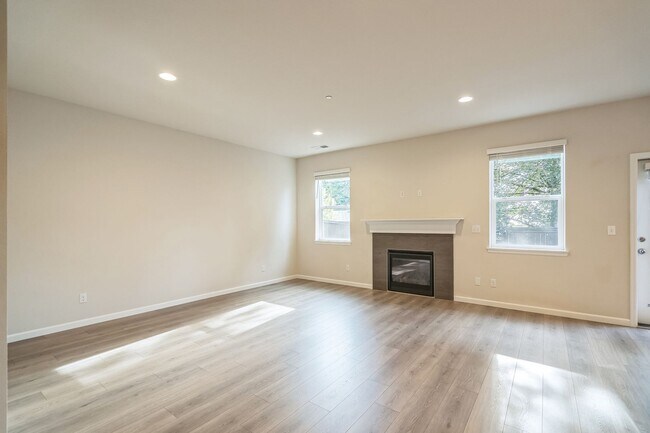 Photo - 9670 SW 171st Ave