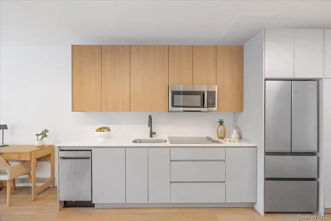 Building Photo - 8 Chester Ave Unit 203 Rental
