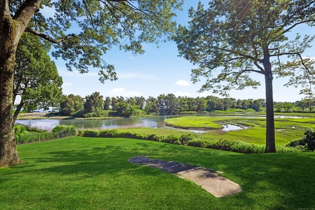 Photo - 11 Beachside Common