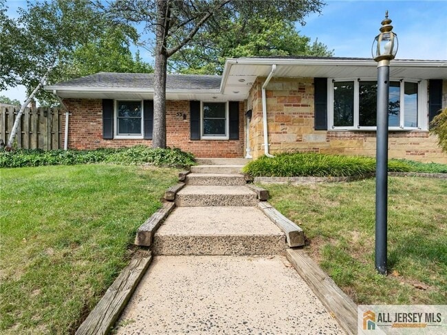 55 Gurley Rd