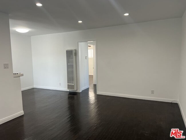 Photo - 1024 N Stanley Ave