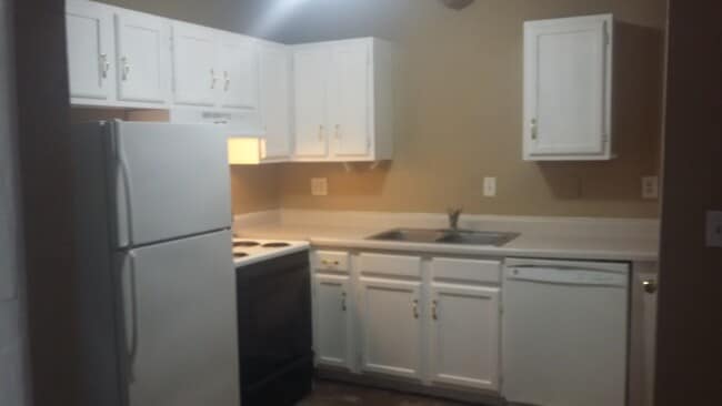 Building Photo - 3309 Cassidy Rd Unit A