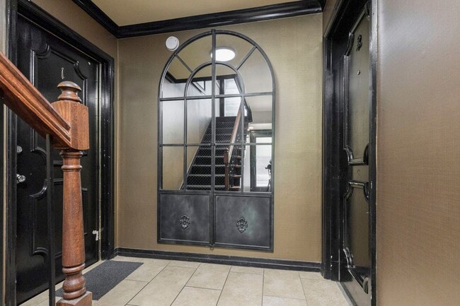 Photo - 1166 Castlevale Dr Unit 2