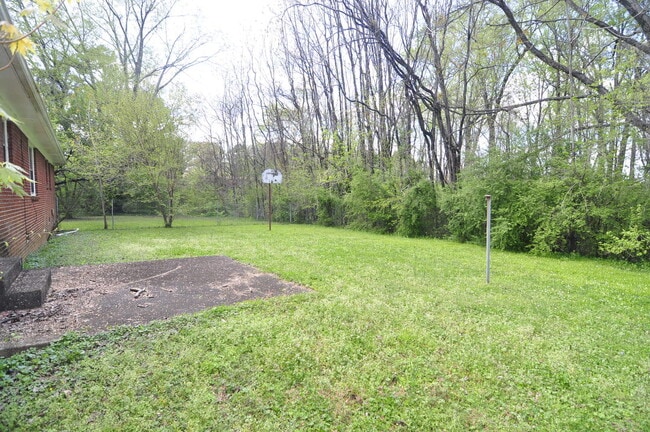 Photo - 1909 Forney Dr NW