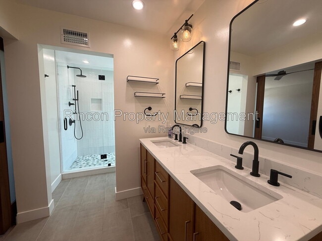 Photo - 13106 Knotty Pine St