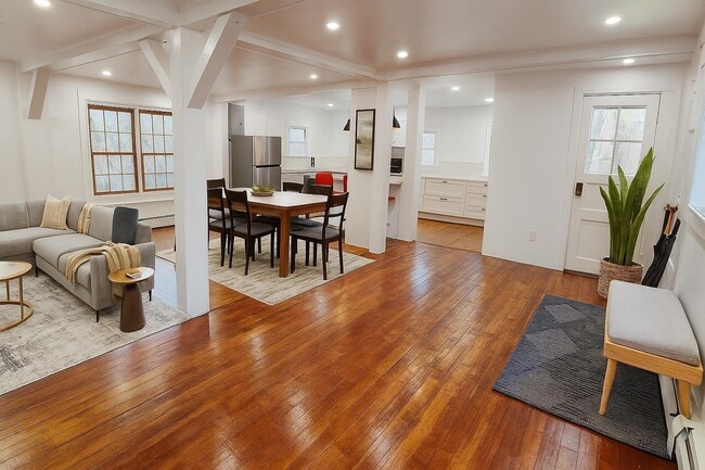 Photo - 1206 Bassett Rd