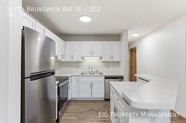 16724 Brunswick Ave SE Unidad 202
