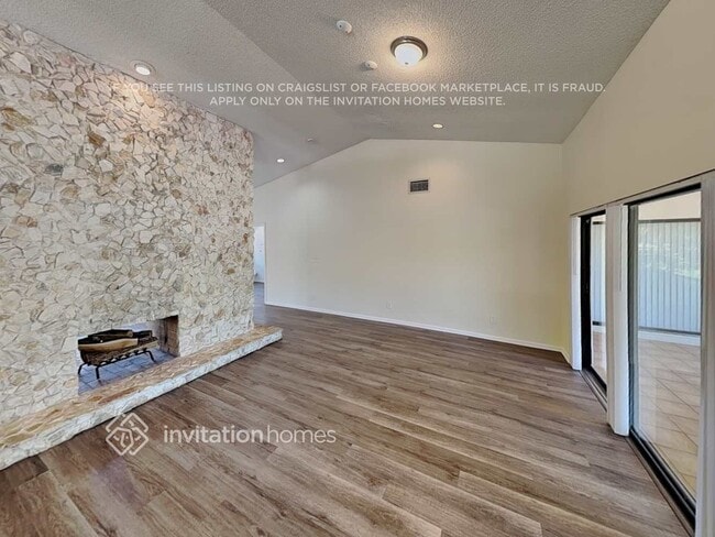 Photo - 10941 NW 7th St