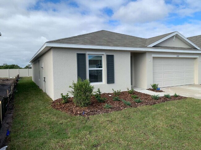 Photo - 16763 Parker River St