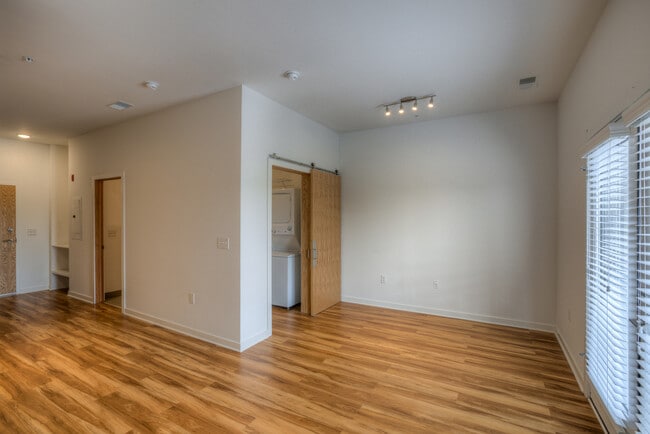 Photo - Blackstone Station