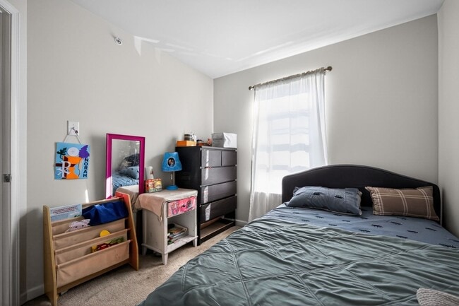 Photo - 11 Faraday Ct