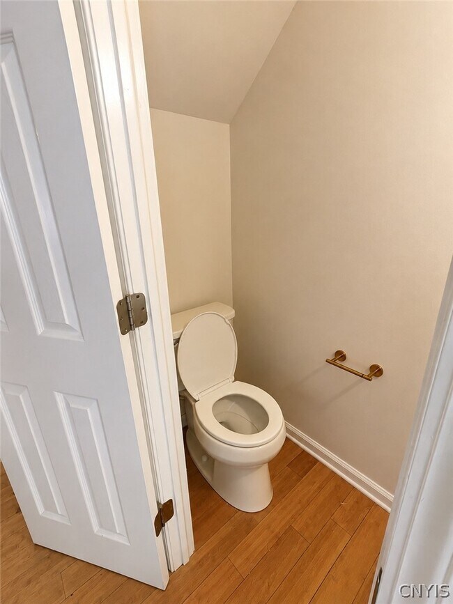 Photo - 133 Walton St