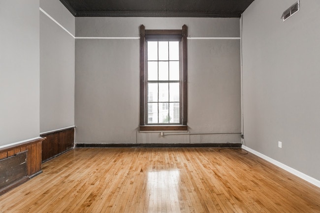 Photo - Five Twenty Virginia