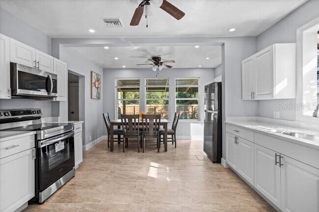 Photo - 1571 S Myrtle Ave