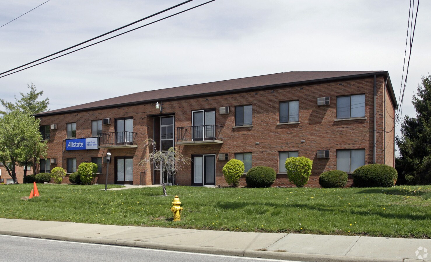 Photo - Monte Carlo Apartments & Office Suites
