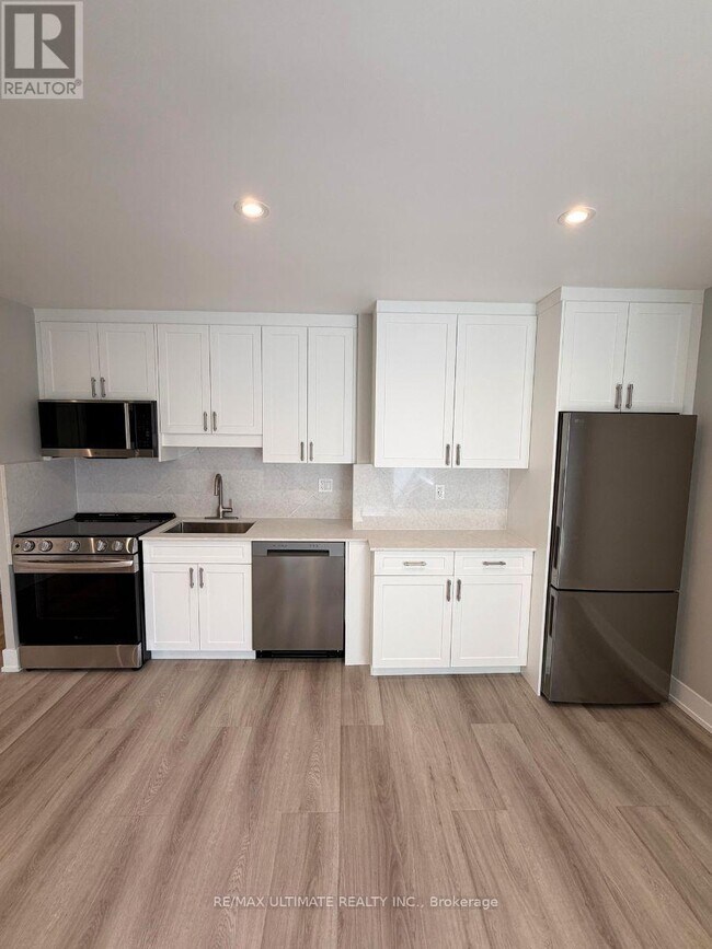 Photo - 699 Balliol St Unit 303