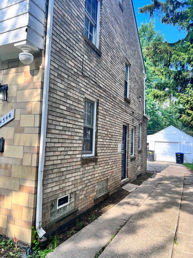 Photo - Charming Colonial! COMING SOON!
