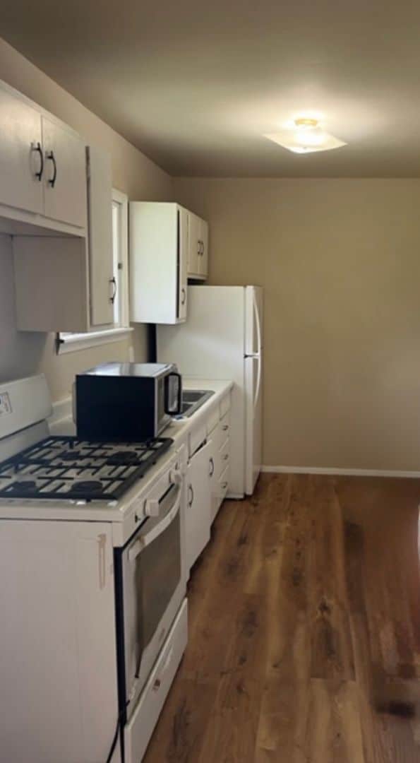 Photo - BROOKSTON...2 Bedroom 1 Bath Unidad Apt C