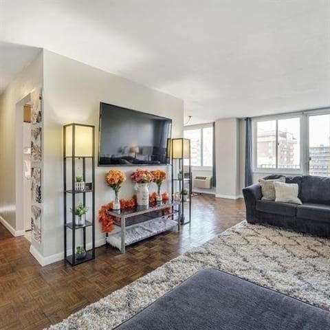 Photo - 160 OVERLOOK Ave Unidad 18D