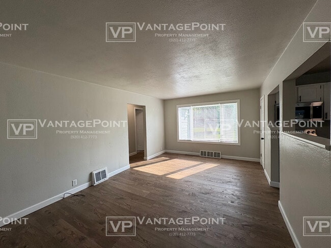 Photo - 1019 S Main St