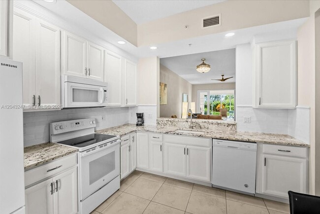 Photo - 38 Harbour Isle Dr E Unit 104