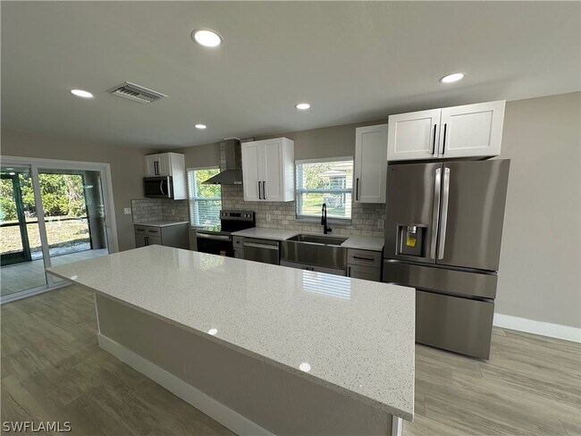 Photo - 9165 Seville Rd