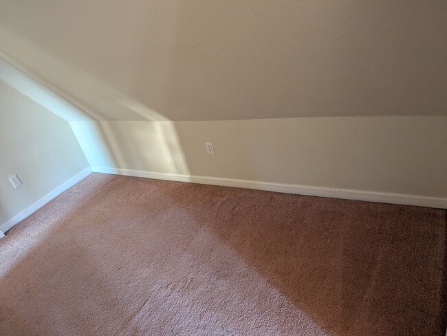 Photo - 6653 Garner Pl Unidad B