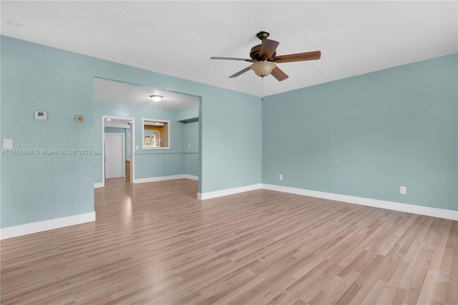 Photo - 1245 NE 117th St Unidad 0