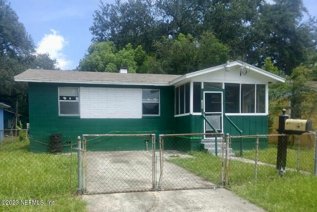 Building Photo - 1225 E 31st St Rental